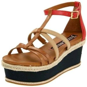 Juicy Couture moira wedges size 10 EUC
